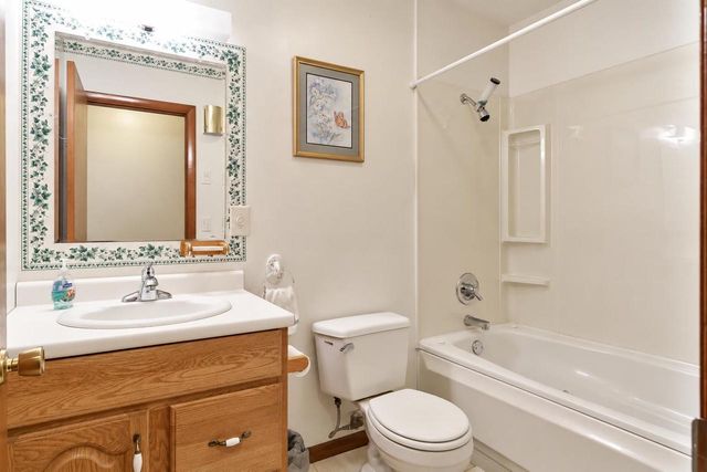 1726 Avon Court, Beloit, WI 53511