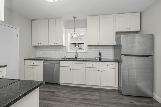 1764 English Street, Maplewood, MN 55109