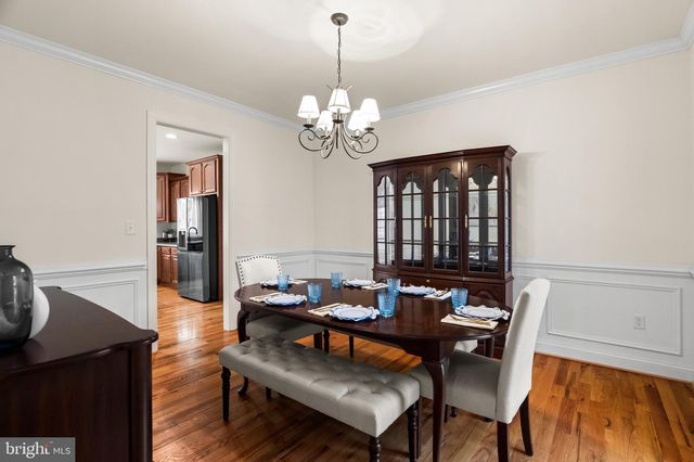 33 CAESAR RD, Harpers Ferry, WV 25425