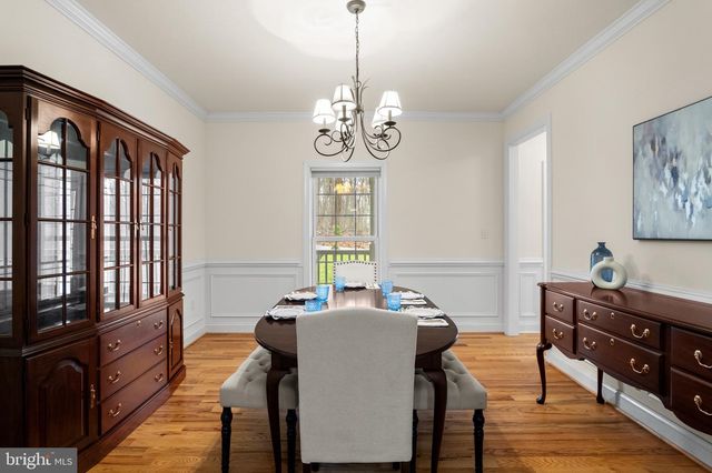 33 CAESAR RD, Harpers Ferry, WV 25425