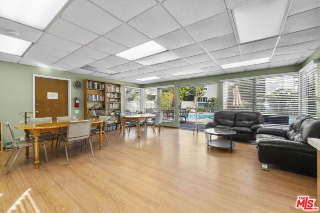 3166 S Sepulveda Boulevard 14, Los Angeles, CA 90034