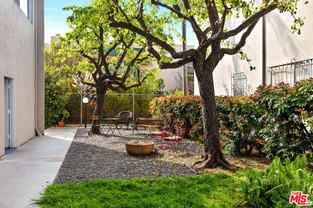 3166 S Sepulveda Boulevard 14, Los Angeles, CA 90034