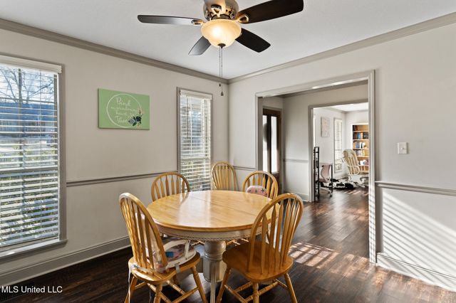 50 Leaf Lane, Hattiesburg, MS 39402