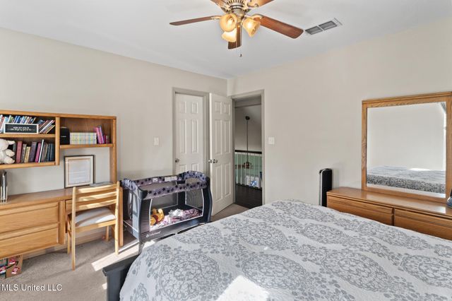 50 Leaf Lane, Hattiesburg, MS 39402