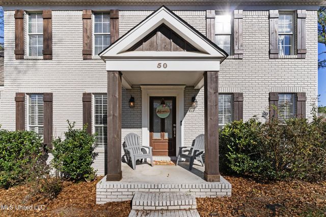 50 Leaf Lane, Hattiesburg, MS 39402