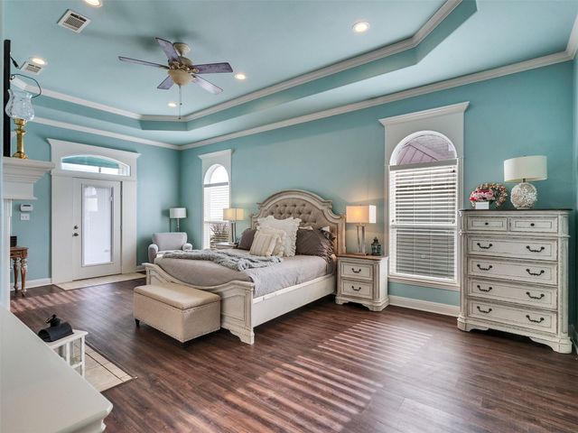 2276 Trinidad Drive, Crystal Beach, TX 77650