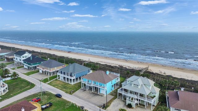 2276 Trinidad Drive, Crystal Beach, TX 77650