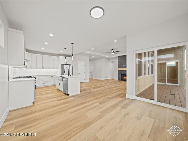 2252 S Skyward View Circle, Palmer, AK 99645