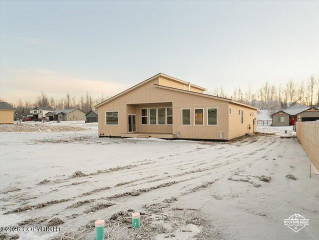 2252 S Skyward View Circle, Palmer, AK 99645
