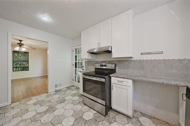 919 Lebanon, Woodstock, GA 30188