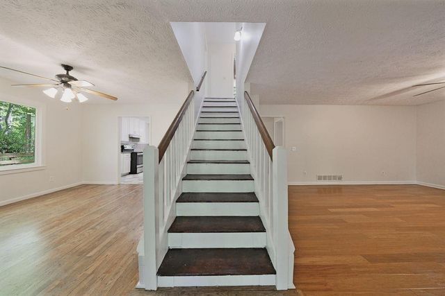 919 Lebanon, Woodstock, GA 30188