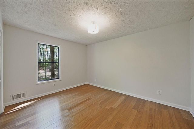 919 Lebanon, Woodstock, GA 30188