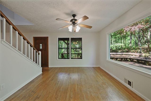 919 Lebanon, Woodstock, GA 30188