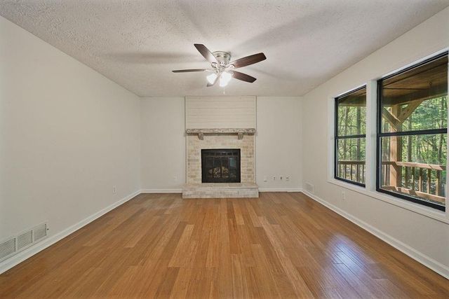 919 Lebanon, Woodstock, GA 30188