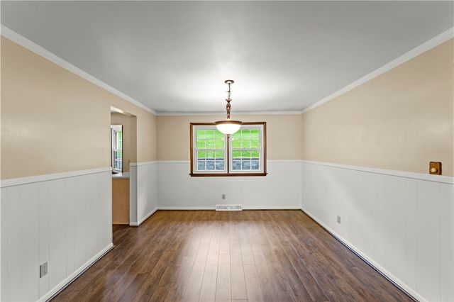 103 Sweetbriar Dr, North Strabane, PA 15317
