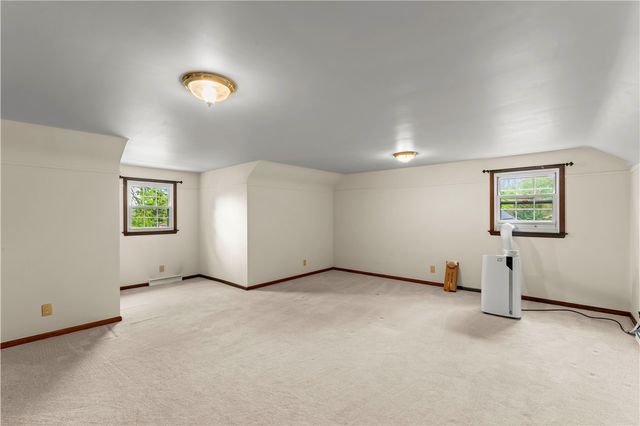 103 Sweetbriar Dr, North Strabane, PA 15317