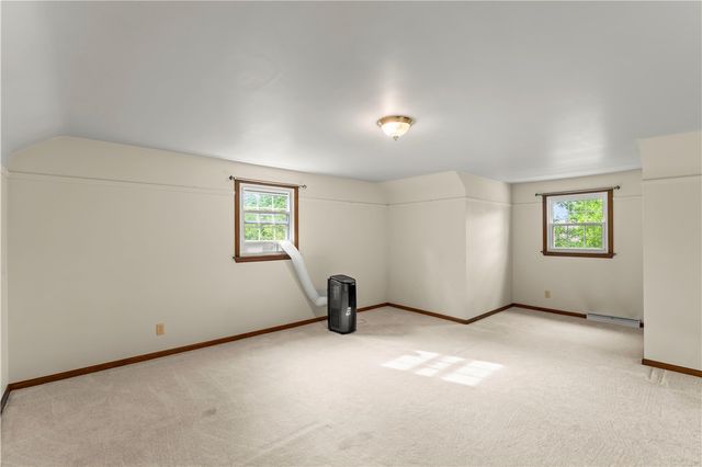 103 Sweetbriar Dr, North Strabane, PA 15317
