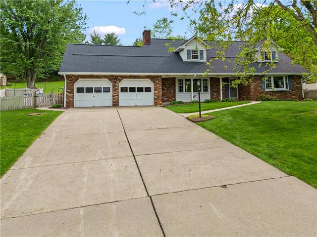 103 Sweetbriar Dr, North Strabane, PA 15317