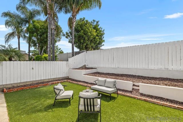 8631 Flanders, San Diego, CA 92126