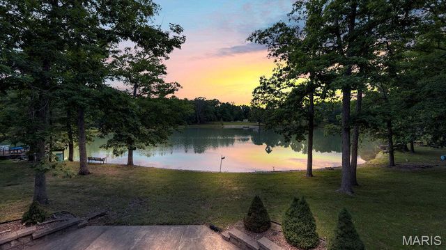 4 Oakwood Estates, Wright City, MO 63390