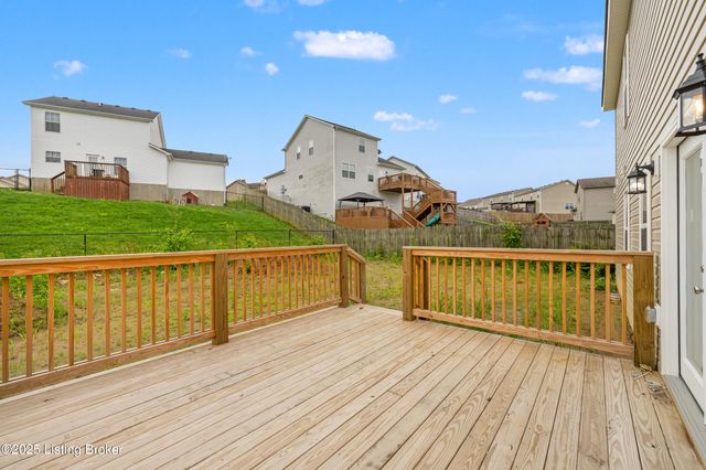 3020 Thorntree Ln, Lawrenceburg, KY 40342