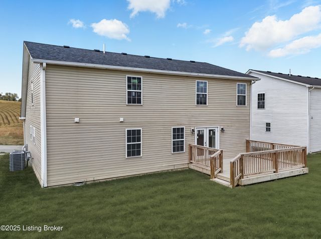 3020 Thorntree Ln, Lawrenceburg, KY 40342