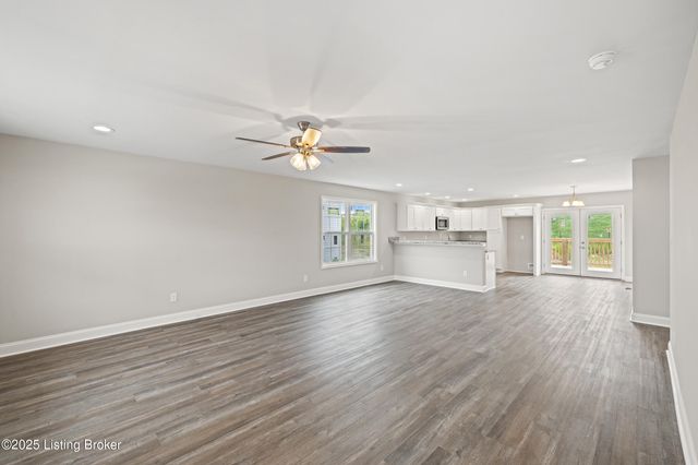 3020 Thorntree Ln, Lawrenceburg, KY 40342