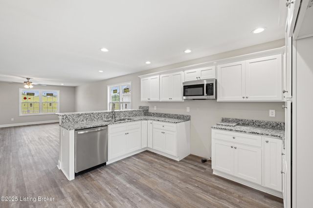 3020 Thorntree Ln, Lawrenceburg, KY 40342