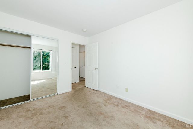 299 Shasta Dr #59, Vacaville, CA 95687