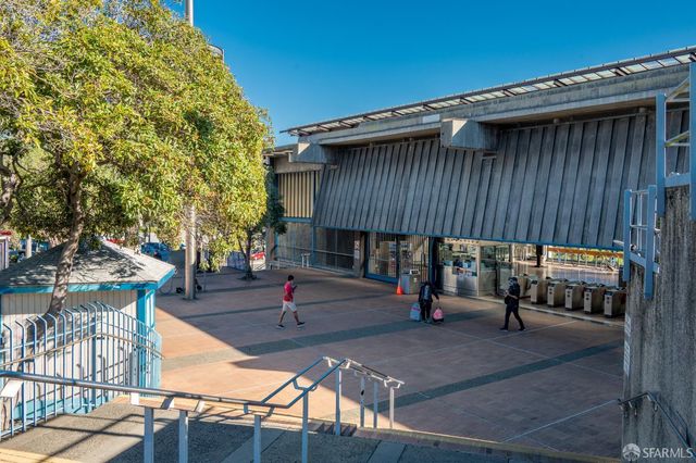 32 Richland Avenue 32, San Francisco, CA 94110