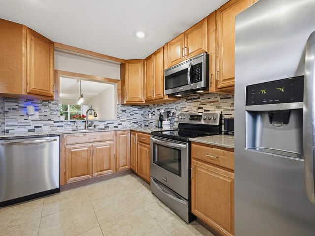 2940 SW 22nd Avenue 7030, Delray Beach, FL 33445