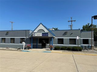 2232 Eureka Road, Wyandotte, MI 48192