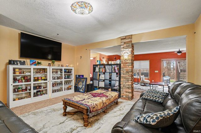 51823 westwood Forest Drive, South Bend, IN 46628