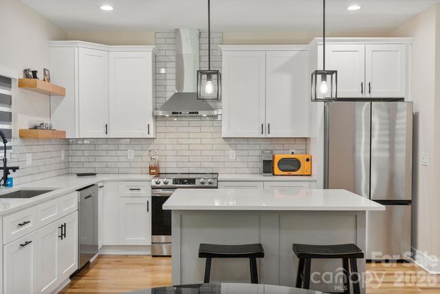 8925 Harrisburg Road, Charlotte, NC 28215