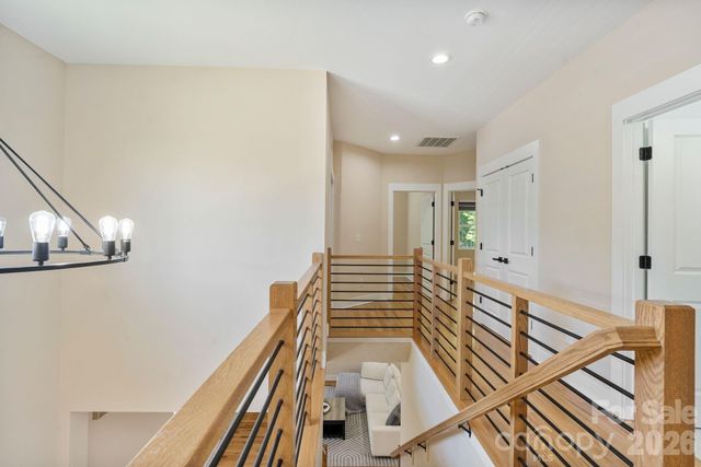 8925 Harrisburg Road, Charlotte, NC 28215