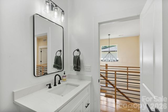 8925 Harrisburg Road, Charlotte, NC 28215
