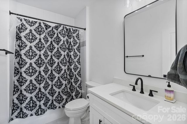 8925 Harrisburg Road, Charlotte, NC 28215