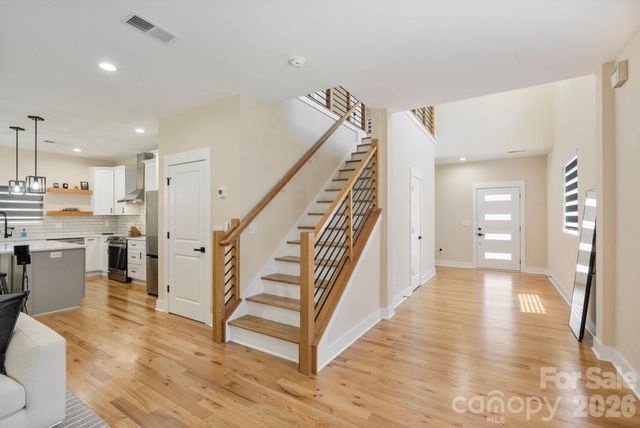 8925 Harrisburg Road, Charlotte, NC 28215