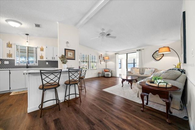 1840 W SCHWARTZ BOULEVARD, The Villages, FL 32159