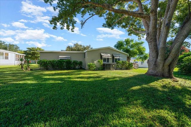 1840 W SCHWARTZ BOULEVARD, The Villages, FL 32159