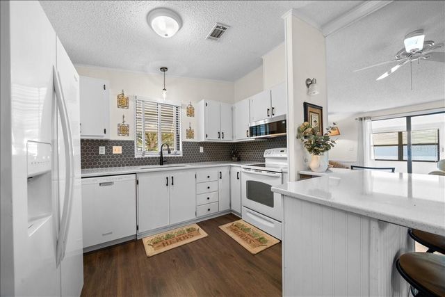 1840 W SCHWARTZ BOULEVARD, The Villages, FL 32159