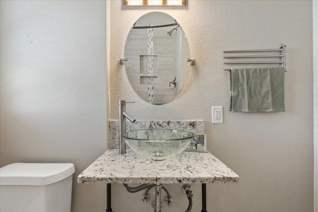 7407 Bethune Ave 1, Austin, TX 78752