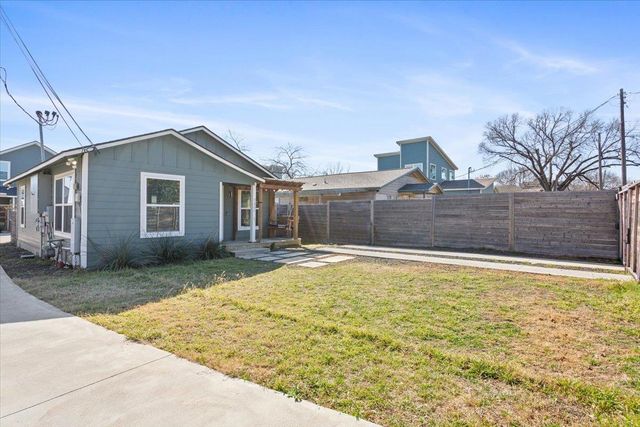 7407 Bethune Ave 1, Austin, TX 78752