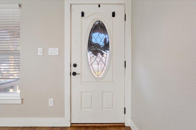 7407 Bethune Ave 1, Austin, TX 78752