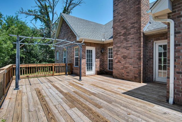 5954 Temple Rd, Nashville, TN 37221