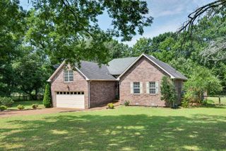 5954 Temple Rd, Nashville, TN 37221