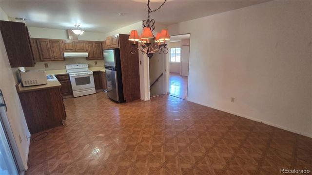 818 Cardinal Street, Colorado Springs, CO 80911