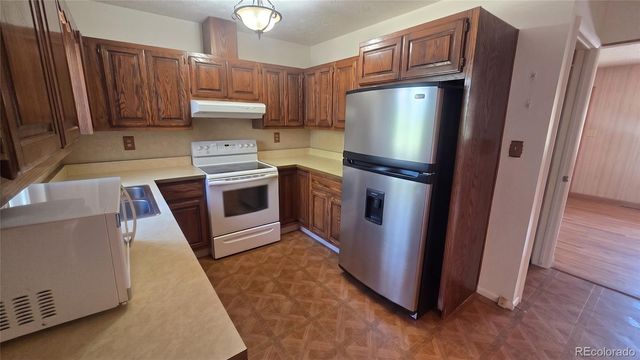 818 Cardinal Street, Colorado Springs, CO 80911
