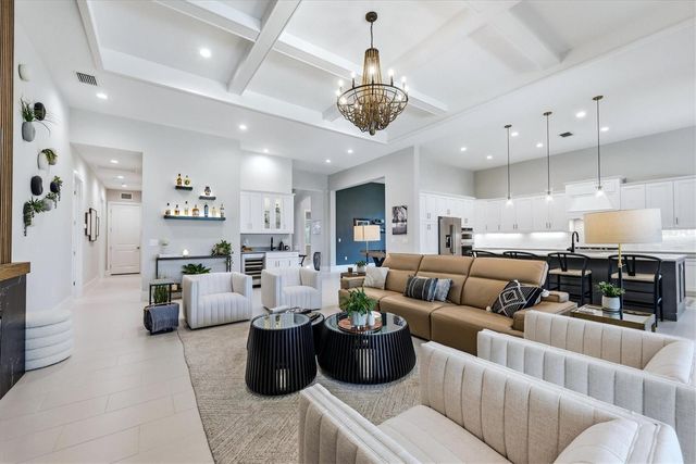 8254 PAVIA WAY, Lakewood Ranch, FL 34202