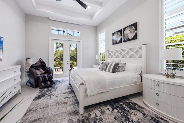 8254 PAVIA WAY, Lakewood Ranch, FL 34202